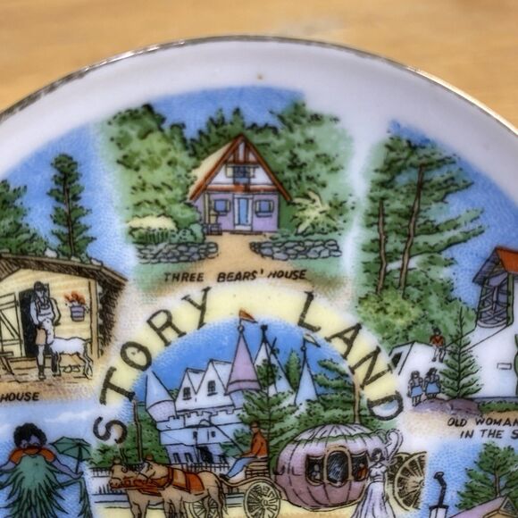 Vintage Story Land Amusement Park Glen N.H. Souvenir Mini Tea Cup and Saucer - Picture 8 of 15
